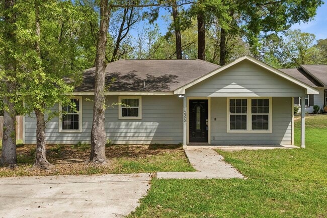 Building Photo - 12322 Royal Lake Dr