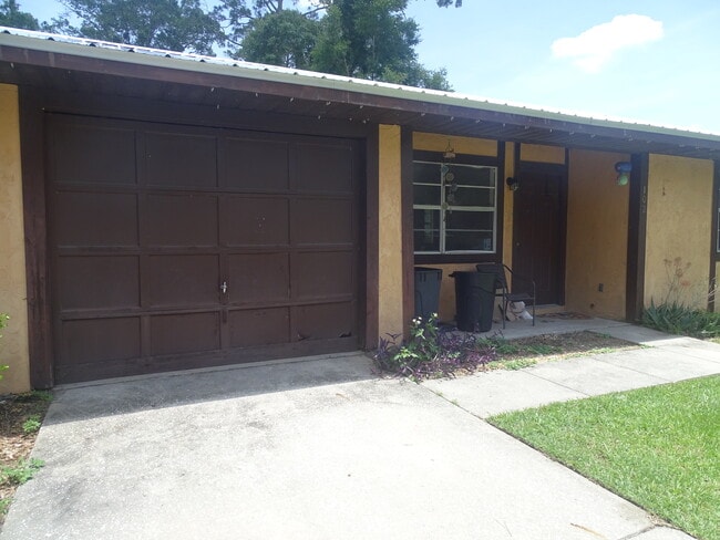 Photo - 123 SE Bracken Way Unidad Apt 102