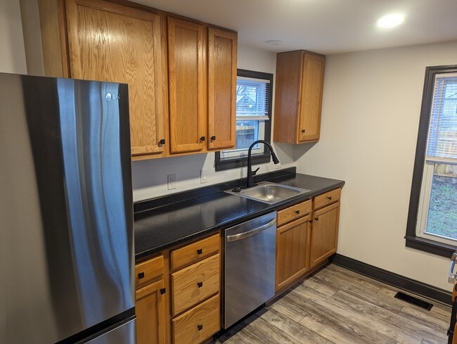Cocina - 318 Mitchell Ave