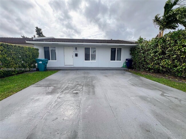 Building Photo - 12906 SW 52nd St