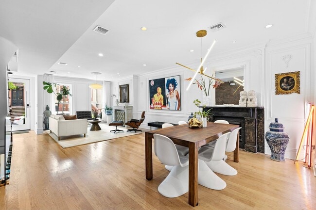 Photo - 634 Garden St