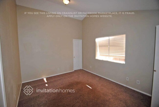 Photo - 5520 W Joan De Arc Ave