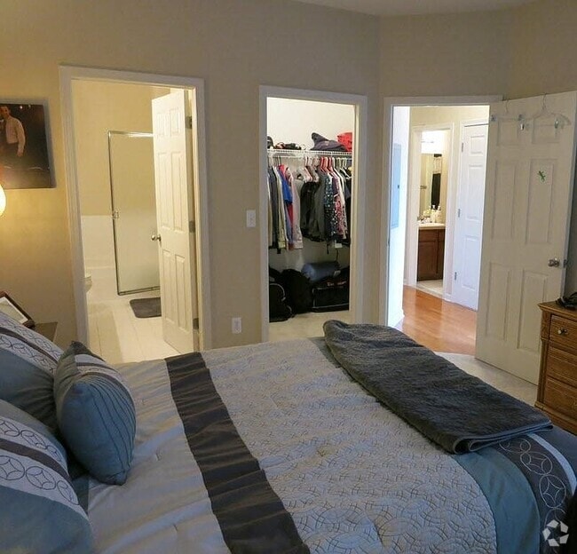 Building Photo - 25587 Portico Ln Unit Condo