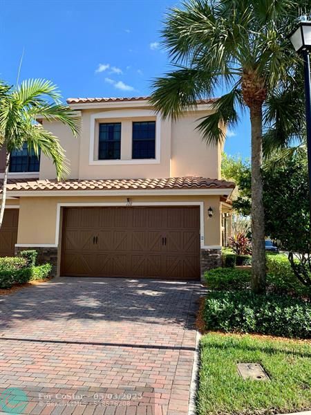 Photo - 128 Riverwalk Cir Townhome