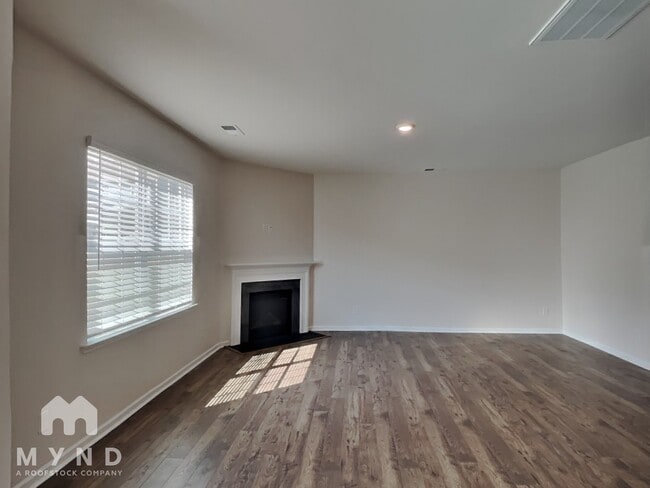 Photo - 127 Neill Estate Ln