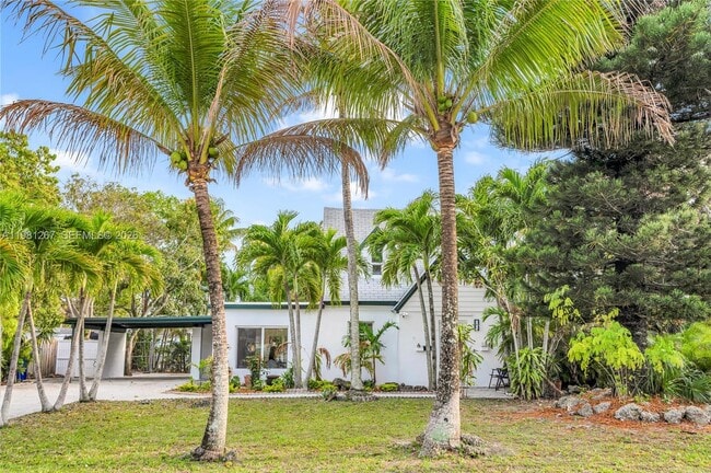 Photo - 1960 NE 182nd St