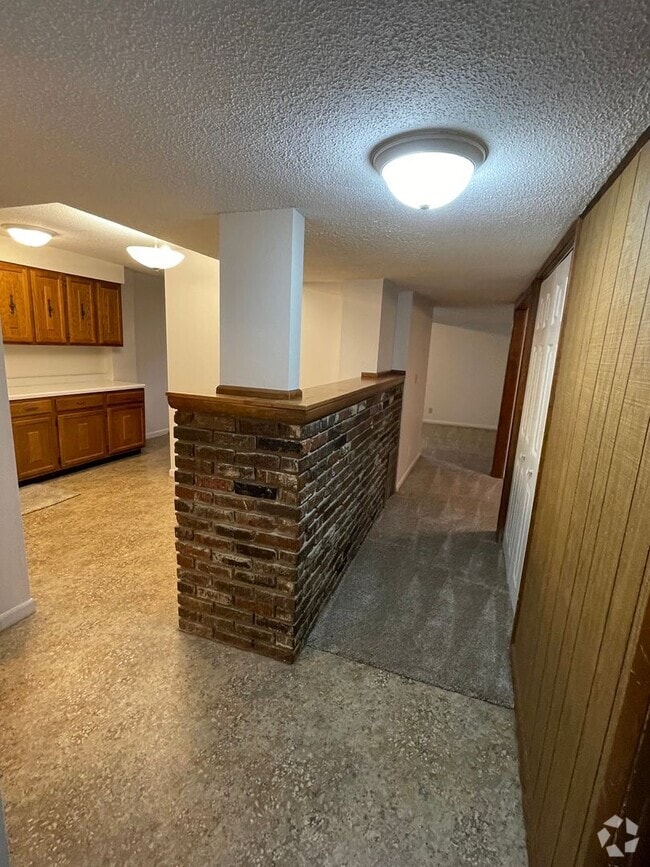 Building Photo - 303 St Patrick St Unit 1 Rental