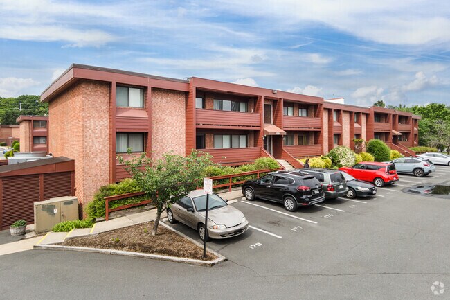 Photo - George Mason Village Condo