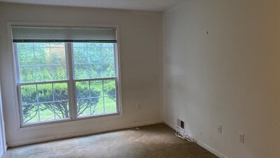 Photo - 264 Hampshire Ct Unit Condo