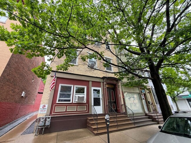 Building Photo - 1 Bedroom / 1 Bathroom Apartment in Downtown Easton Unit 80 N 4th Street  4