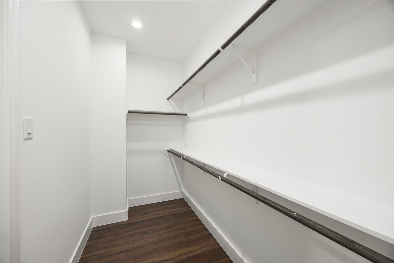 Photo - 4611 Dewberry St