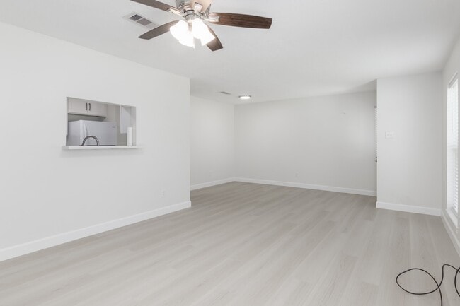 Photo - 1007 Cedar St