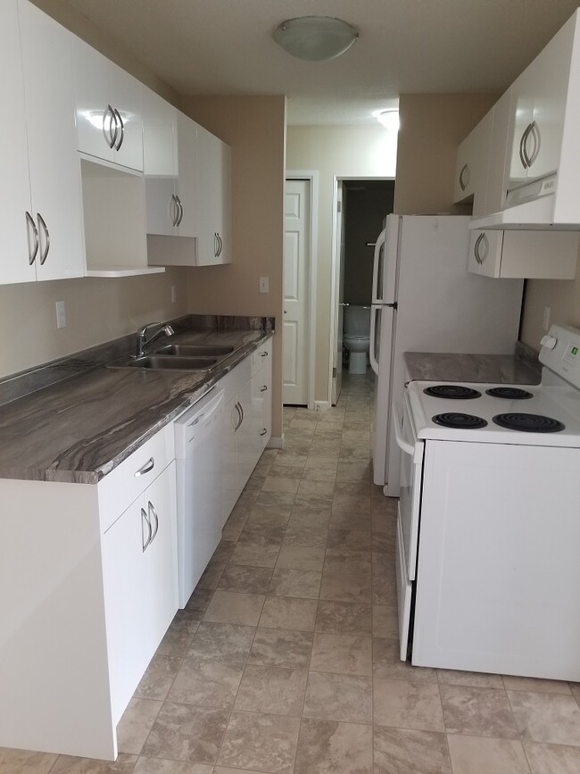 Building Photo - Olympic View Terrace