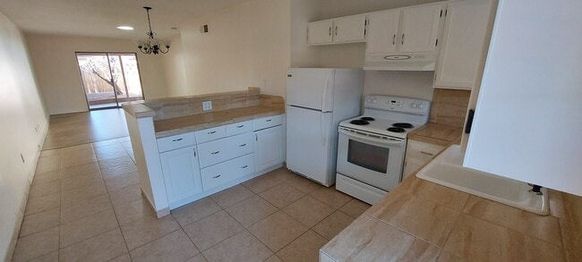 Photo - 1602 Lindley Dr Unit Condo