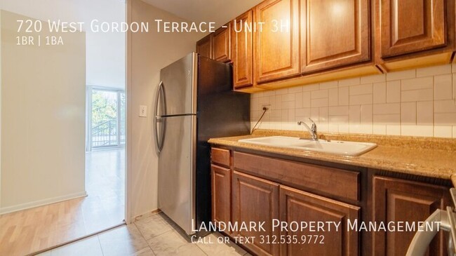 Photo - 720 W Gordon Terrace Apartment Unit 3H