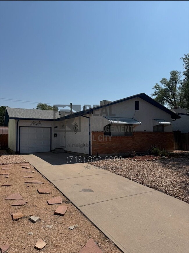 Building Photo - 511 W Evans Ave