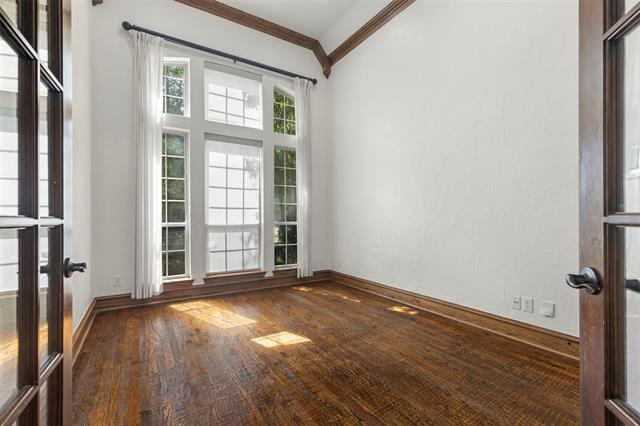 Photo - 11292 Berkeley Hall Ln