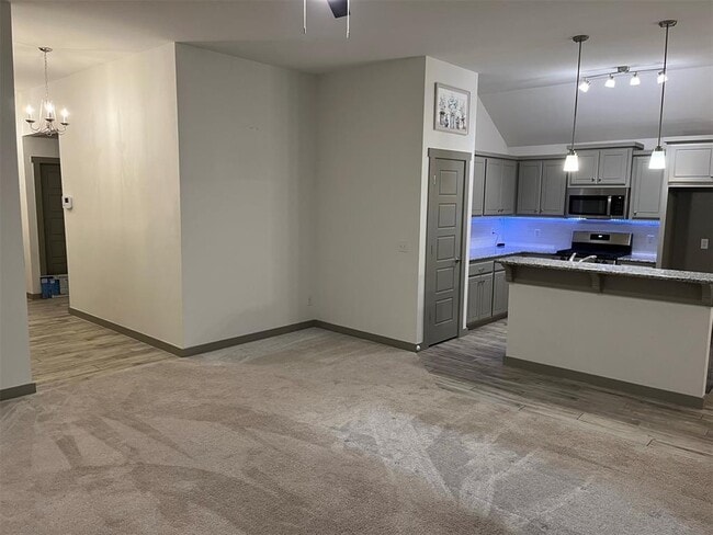 Photo - 2005 Jackson Dr