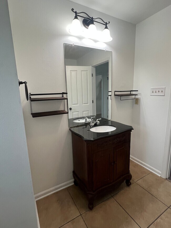 15155 LA-44 Unit 57b