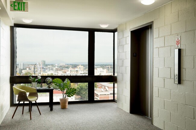 Goose Hollow Tower