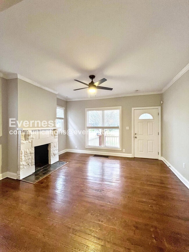 Photo - 2913 Davis Ave