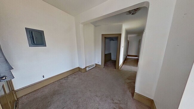 Photo - Spacious 2 Bedroom Apartment