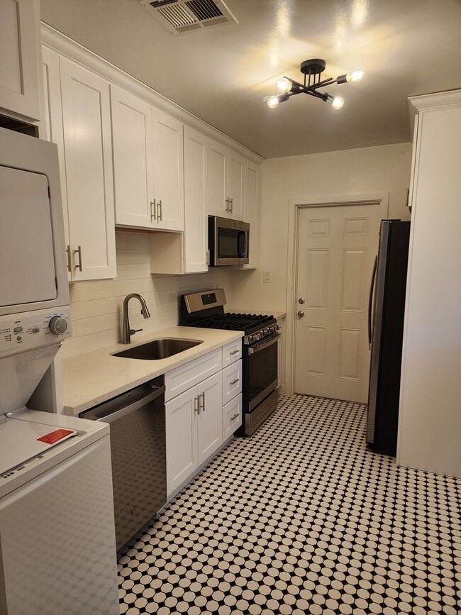 Building Photo - #1044-AZ Abode Phoenix, LLC Unit B Rental
