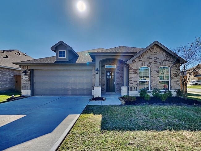 Building Photo - 1610 Diamond Mountain Dr