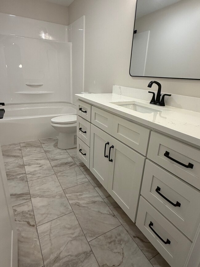 8 Daviau Dr