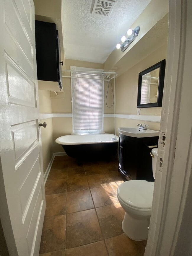 Photo - **ON HOLD**Midtown Columbus, GA 3 or 4 Bedroom / 2 Bathroom Home for Rent***