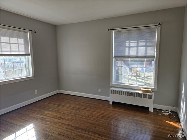 Building Photo - 780 W Ferry St Rental
