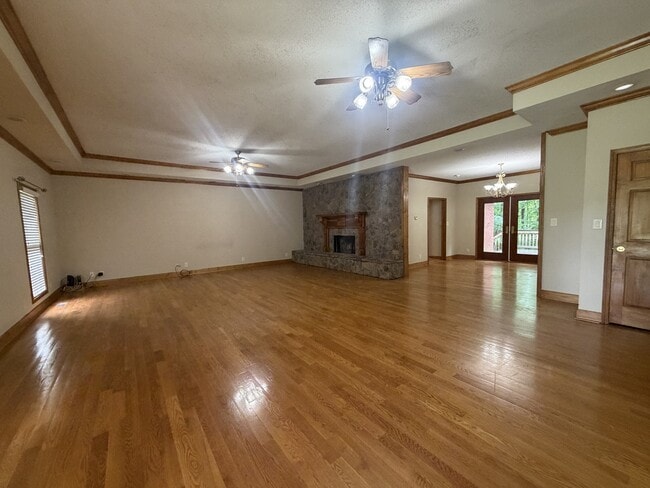 Photo - 179 Stone Edge Dr