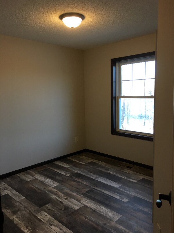 Photo - 1905 6th Ln SE