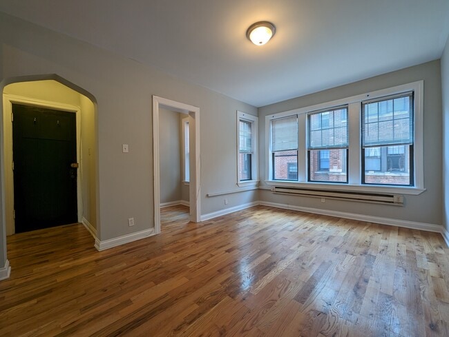 Photo - 4409 N Wolcott Ave