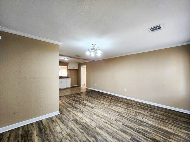 Photo - 1013 14th Ave N