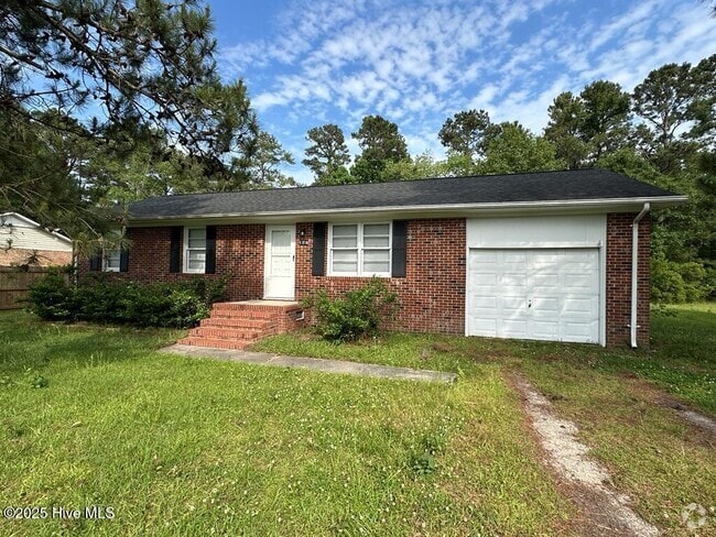 Building Photo - 107 Queens Rd Rental