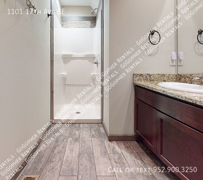 5 Bedroom House Close to U of M Campus! House Rental in Minneapolis