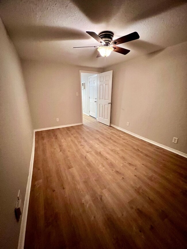 Photo - Harwood Unidad 2