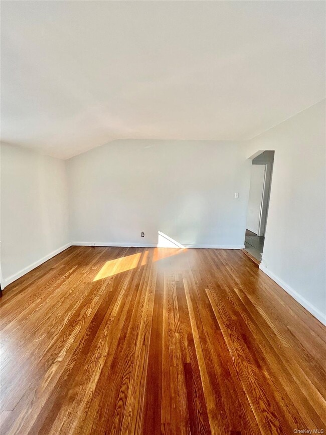 Photo - 1525 Mamaroneck Ave Unidad 2