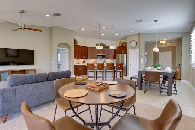 Photo - 833 Gary Ln Unidad ID1385630P