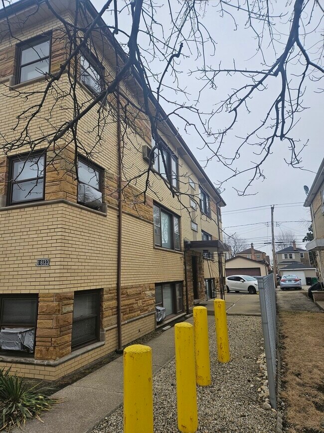 Photo - 1633 S Harlem Ave Unit 2W