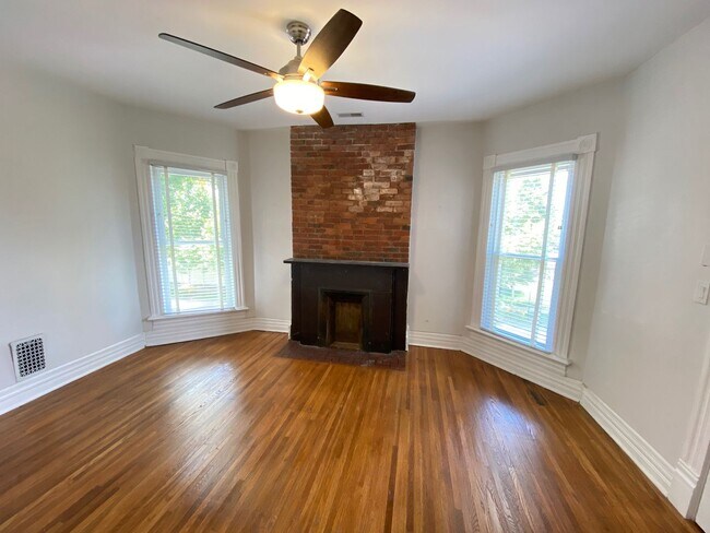 Photo - W King Ave 103-103.5 MLR Unidad 103.5 Top