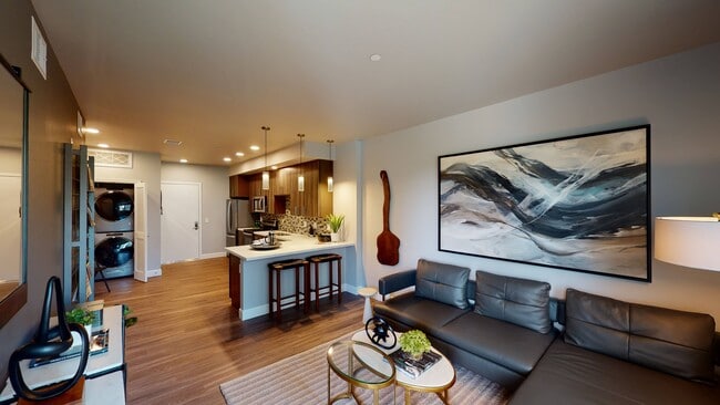 Capitol Towers - Luxury Midrise
