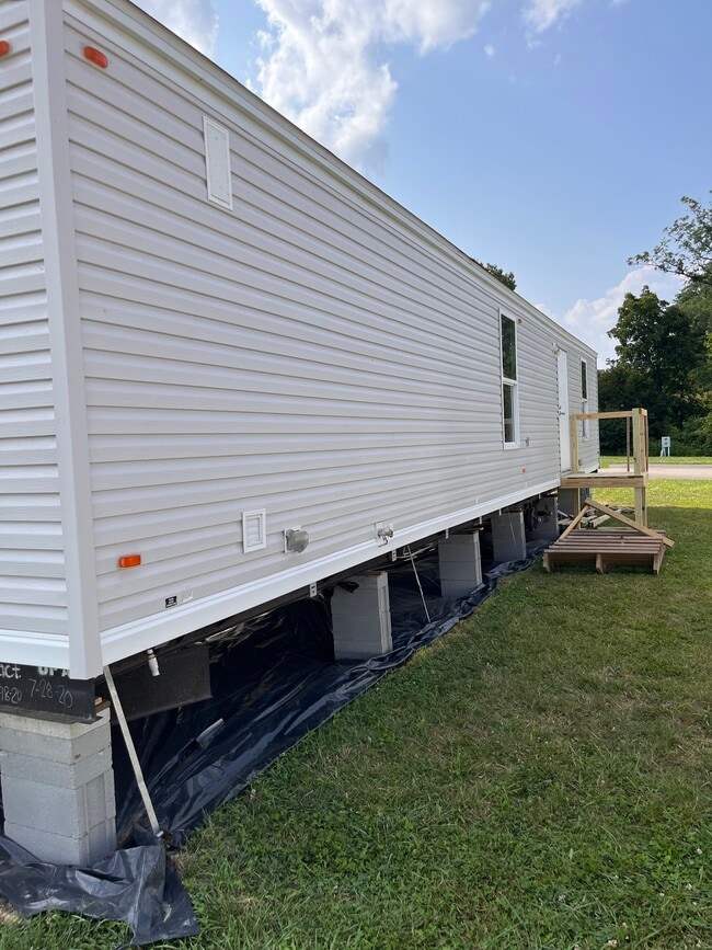 Vista trasera - 52 Meadowview Ln