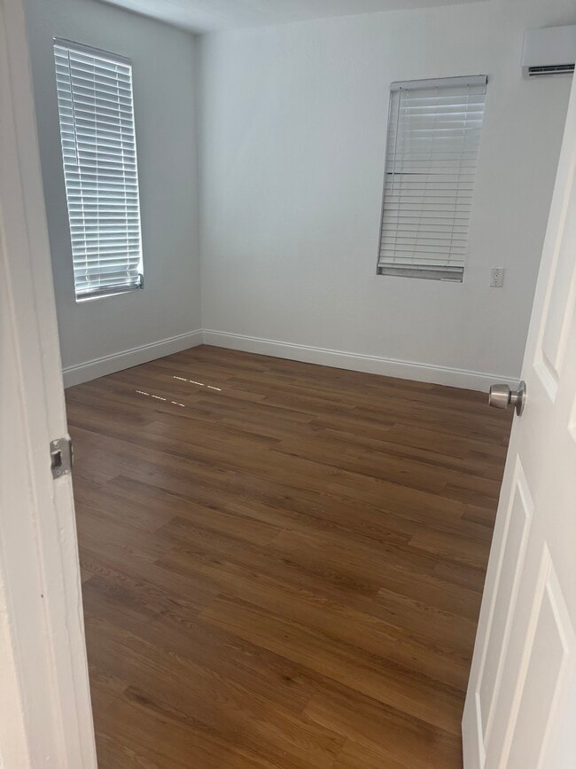 Photo - 2749 NW 29th St Unit 2