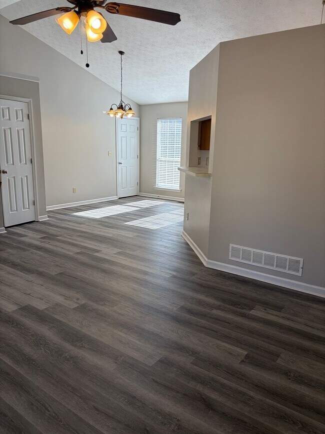 Photo - Tri level home