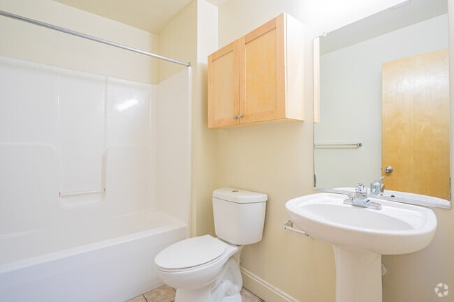 Bathroom - Iron House Apartments