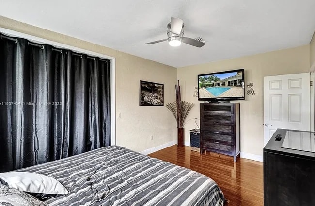 Photo - 1155 S Biscayne Point Rd