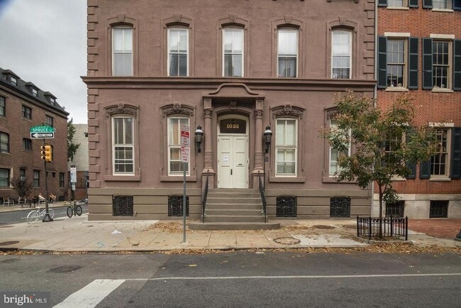 Building Photo - 1035 Spruce St Rental