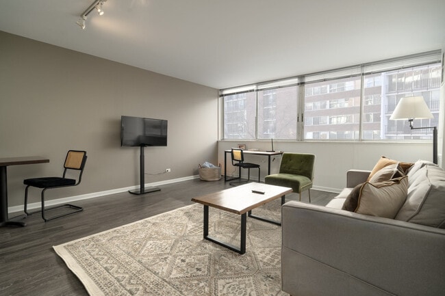 Photo - 901 S Ashland Ave Unit ID1379050P